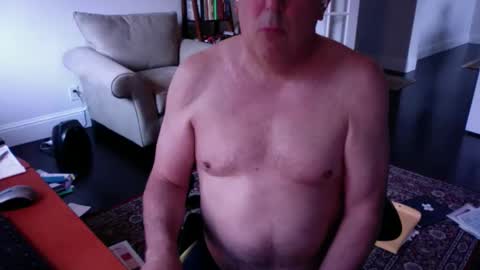 mdog9669 online show from May 17, 8:05 pm