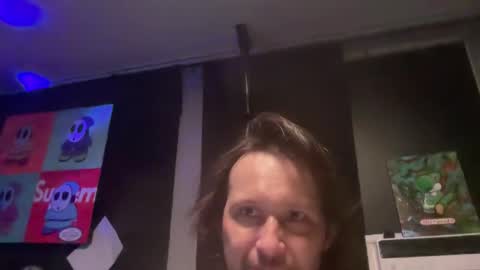 Snapshot of mdtrapn chatting on February 19, 11:50 am Mac D online show from February 19, 11:50 am