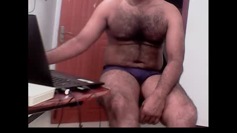 Snapshot of me_hai12 chatting on December 6, 4:49 pm me_hai12 online show from December 6, 4:49 pm