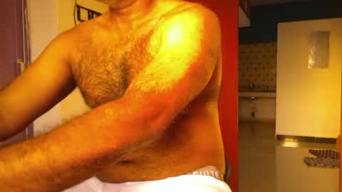 me_hai12 online show from April 9, 12:10 pm