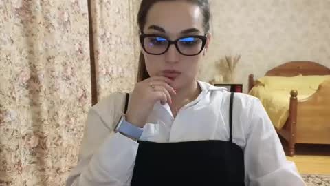 Snapshot of me_lissa_sun chatting on March 8, 2:12 am Melissa online show from March 8, 2:12 am