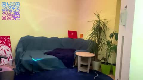 Snapshot of meagansnedeger chatting on February 17, 5:19 pm Ashley online show from February 17, 5:19 pm