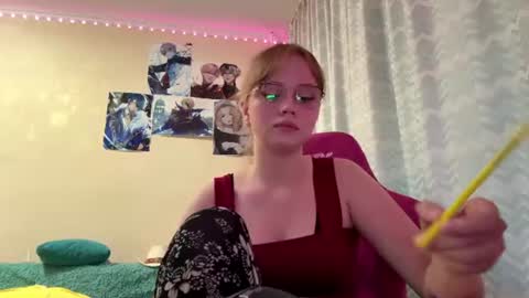 Eliza online show from July 31, 12:37 pm