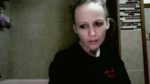 Snapshot of meateater7455 chatting on February 15, 4:09 am meateater7455 online show from February 15, 4:09 am