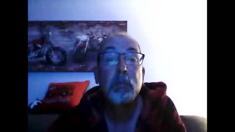 Snapshot of meathome3 chatting on September 14, 10:36 am me at home online show from September 14, 10:36 am