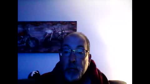Snapshot of meathome3 chatting on September 26, 9:57 am me at home online show from September 26, 9:57 am
