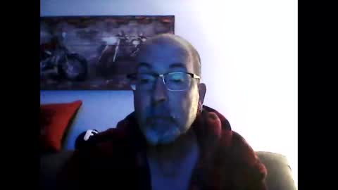 Snapshot of meathome3 chatting on October 11, 10:25 am me at home online show from October 11, 10:25 am