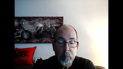 Snapshot of meathome3 chatting on October 19, 3:12 pm me at home online show from October 19, 3:12 pm