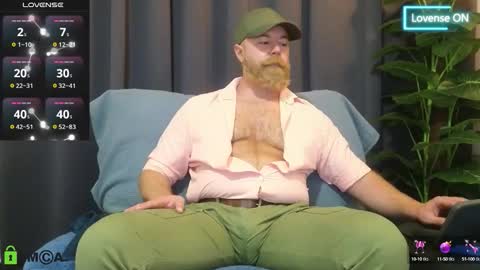 Meaty Roll online show from September 30, 5:07 pm