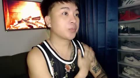 Snapshot of meatycockasian chatting on June 10, 11:53 am DAMON online show from June 10, 11:53 am