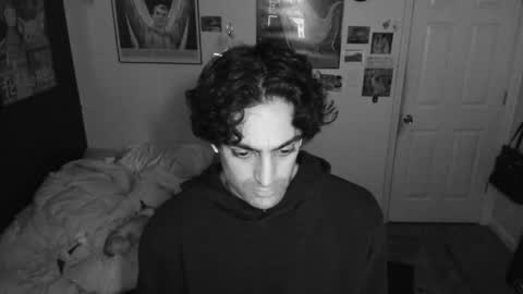 Snapshot of mechaf chatting on November 9, 7:28 am Late Night Video Games Art online show from November 9, 7:28 am