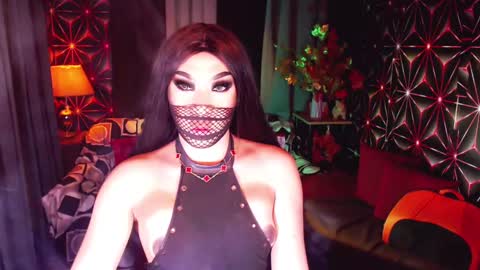 Snapshot of medusaprey chatting on March 10, 6:45 pm THE QUEEN ALPHA   Queen Medusa Prey online show from March 10, 6:45 pm