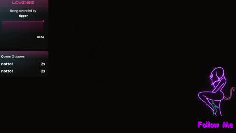 Snapshot of medussa_kat chatting on December 30, 5:04 am Katrina online show from December 30, 5:04 am