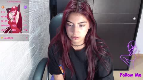 Snapshot of medussa_kat chatting on February 5, 9:07 pm Katrina online show from February 5, 9:07 pm