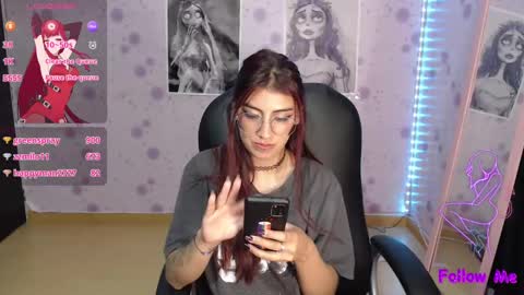 Snapshot of medussa_kat chatting on March 9, 2:29 am Katrina online show from March 9, 2:29 am