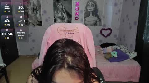 Snapshot of medussa_kat chatting on September 30, 6:24 pm Katrina online show from September 30, 6:24 pm