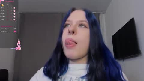 Snapshot of meedlightt chatting on February 25, 6:50 pm Sue online show from February 25, 6:50 pm