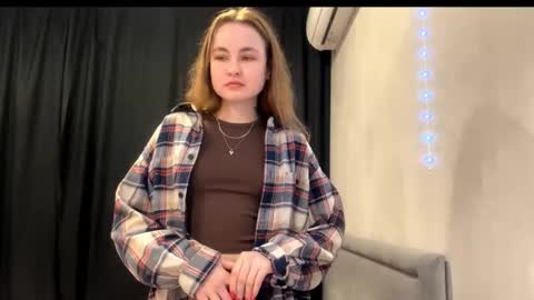 Olivia online show from November 25, 3:12 pm