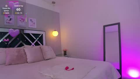 Melody online show from December 14, 11:37 am