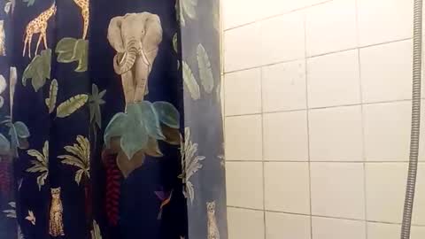 Snapshot of meetings_avalable chatting on September 25, 2:04 am Jack Jack online show from September 25, 2:04 am