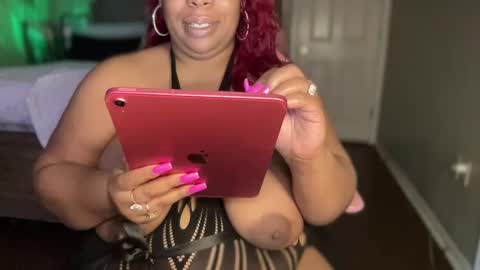 Snapshot of meetsouthernpeach chatting on January 1, 5:22 pm Southern Peach online show from January 1, 5:22 pm