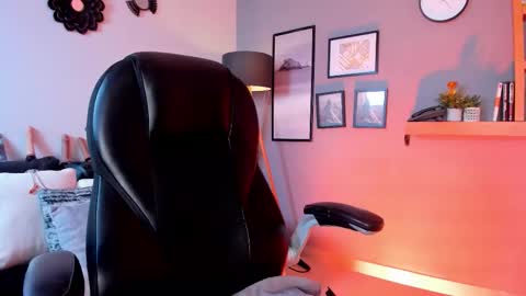 Megan Grey 3  online show from November 15, 5:16 am