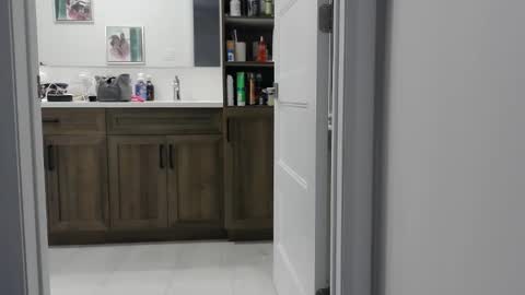 megadon1990 online show from December 14, 1:44 am