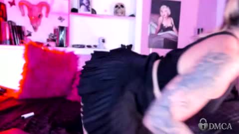 Megan online show from January 13, 9:09 pm