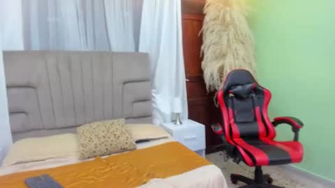 Megan Angie online show from February 17, 3:25 am