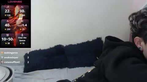 Megan and sophi online show from October 27, 2:48 am