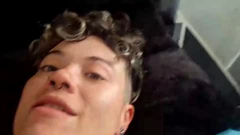 Megan and sophi online show from November 9, 1:31 pm