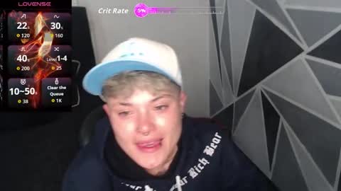 Snapshot of megan_coop3r_ chatting on February 5, 1:54 am Megan and sophi online show from February 5, 1:54 am