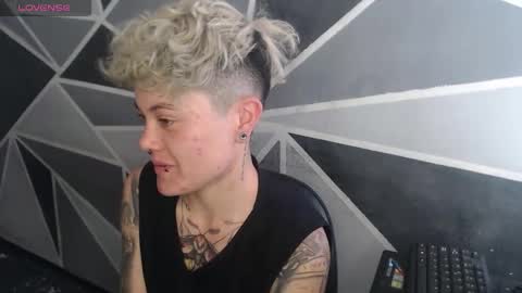 Snapshot of megan_coop3r_ chatting on February 7, 1:59 pm Megan and sophi online show from February 7, 1:59 pm