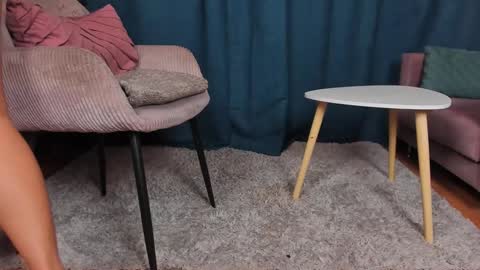 Megan online show from December 12, 6:14 am