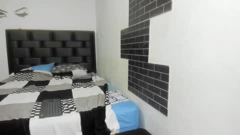 megan_greyxx online show from September 24, 1:03 pm