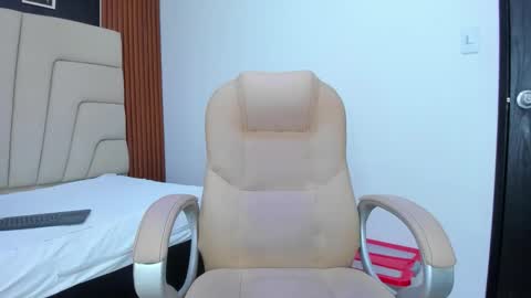 Megan online show from February 7, 3:32 am