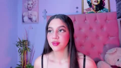 megan_jenner1 online show from January 7, 4:04 am