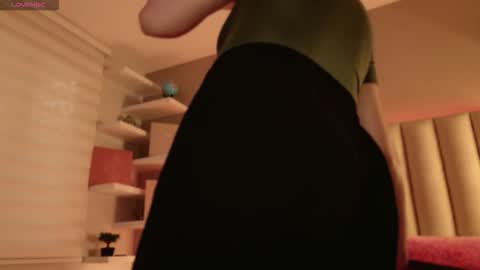     online show from September 15, 12:05 pm