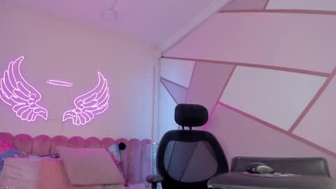 megan_shyne online show from April 15, 4:30 am