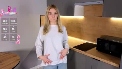 Snapshot of megan_spencer_ chatting on December 1, 2:00 pm Alissa online show from December 1, 2:00 pm