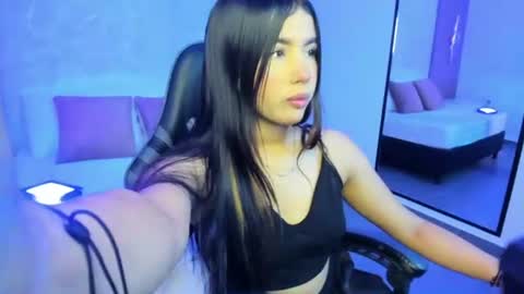 Sheila online show from August 8, 2:25 am