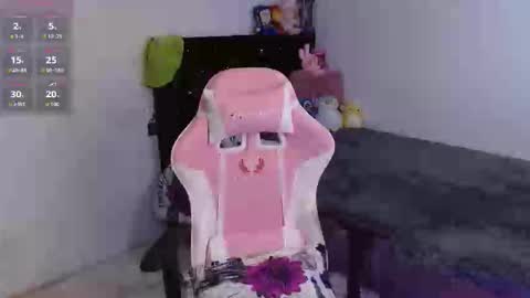 Carolina online show from February 18, 10:39 pm