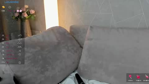 Megan Mon Fri  1600-2200pm Tue Wen Sat 0900-1600pm online show from December 5, 7:06 pm