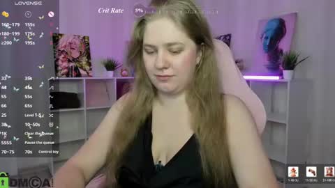 Snapshot of megan_violer chatting on July 17, 5:29 pm Megan Mon Fri 1600-2200pm Tue Wen Sat 0900-1600pm online show from July 17, 5:29 pm