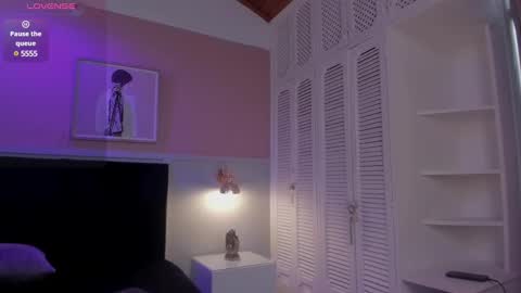 Jazmin  online show from December 18, 8:03 pm