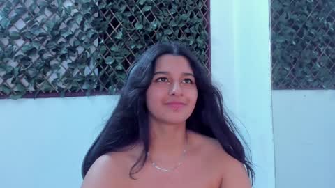 Snapshot of megan_whitte_01 chatting on January 14, 10:17 am megan white 01  online show from January 14, 10:17 am