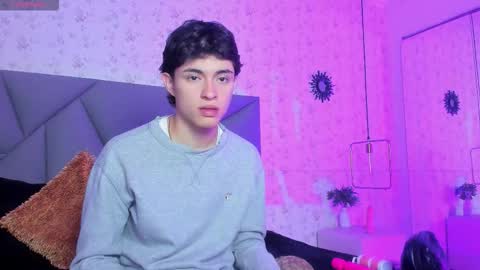 meganandtayler online show from November 27, 11:56 am