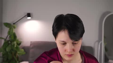 Michelle online show from March 7, 2:23 pm