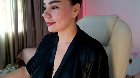 Megan M online show from February 18, 2:13 pm