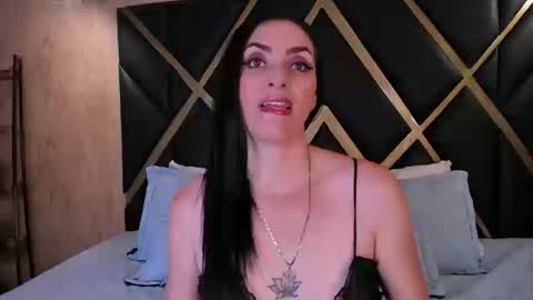 Megan Hofman online show from September 10, 8:31 pm